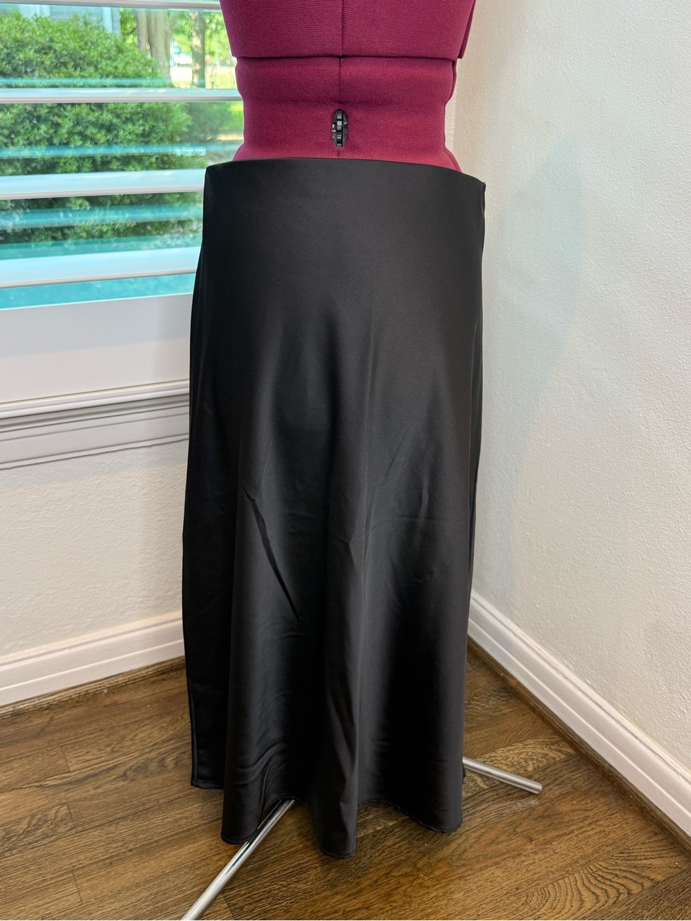 Sleek Black Maxi Skirt — Women's Flowing A-Line